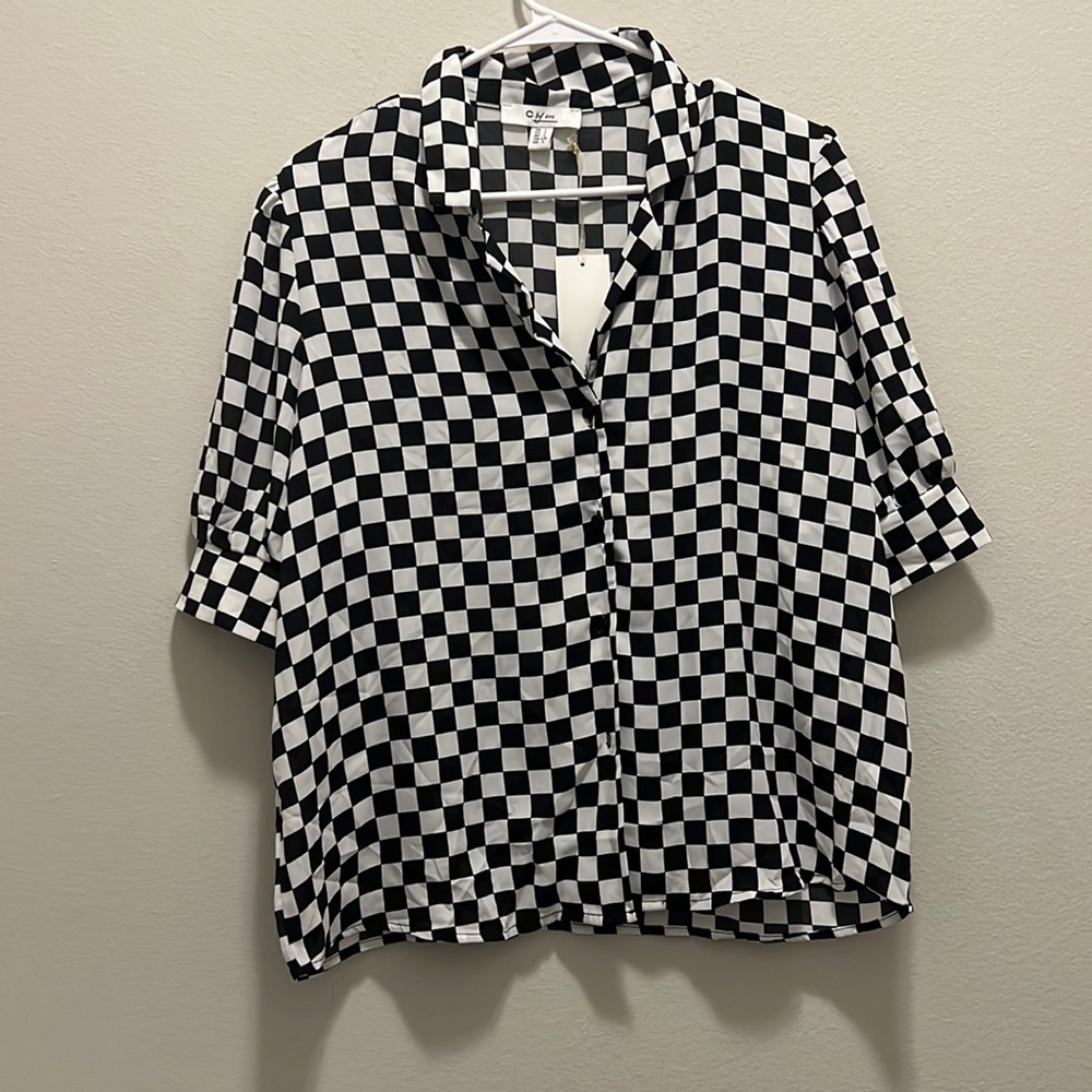 CHECKERED PRINT BUTTON UP